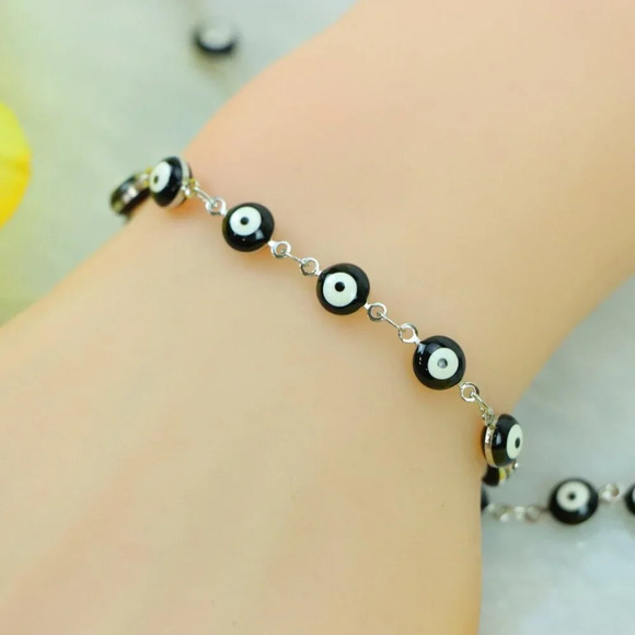 Minimalist Bracelet, Sleek & Modern Design, Women’s Fashion, YC110008-B - Picture 10 of 10
